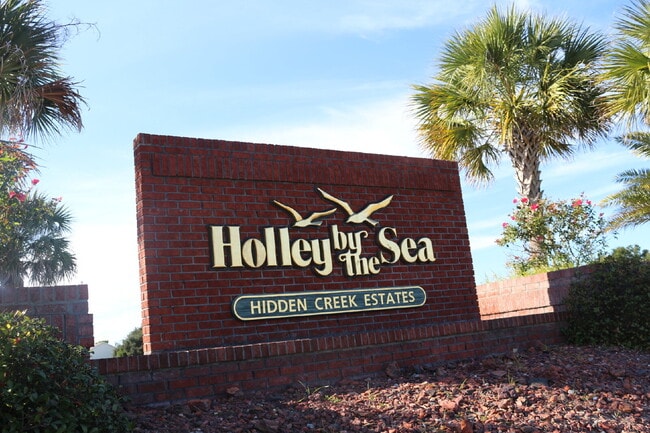 Building Photo - Holley by the Sea Home – 4 Bedrooms, Great...