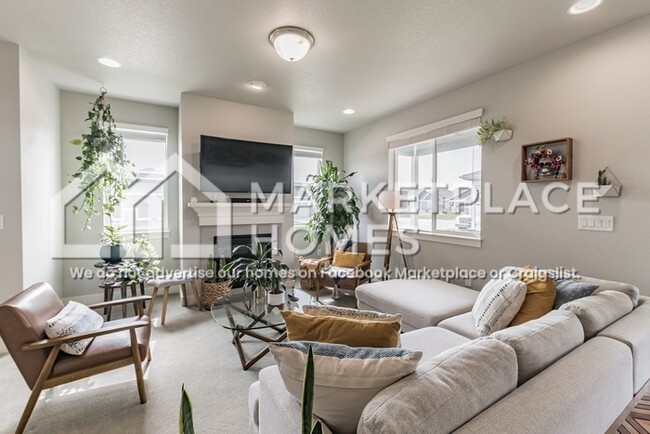 Building Photo - 8122 River Run Dr