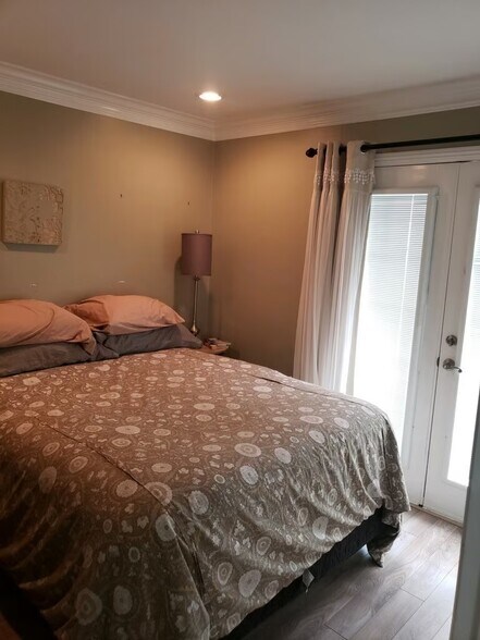 Bedroom 2 - 2011 Rockefeller Ln