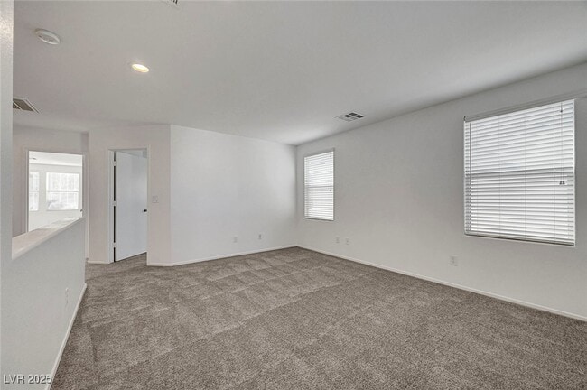 Building Photo - 2431 Lilac Cove St