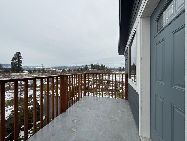 Building Photo - 24211 E Wellesley Ave