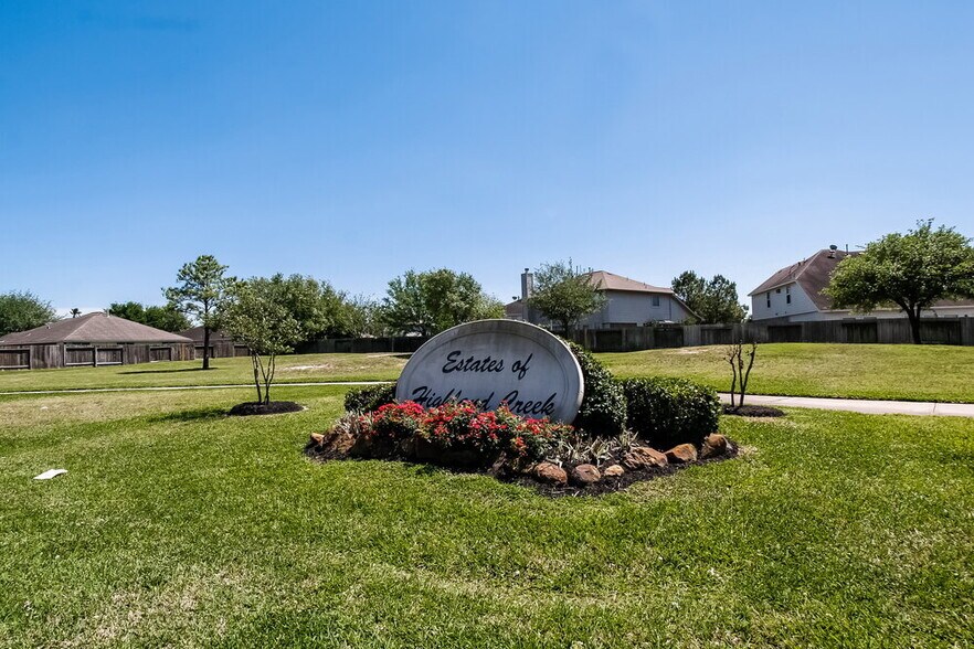 Building Photo - 19906 Mason Creek Dr