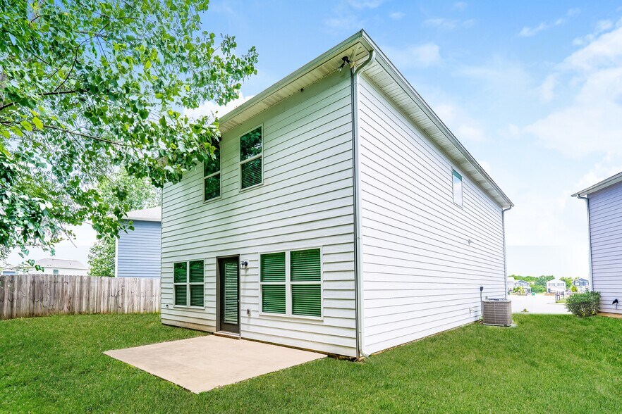 Building Photo - 5572 Cathwick Trce