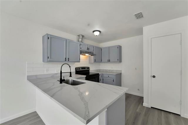 Building Photo - 1019 Sanders Dr