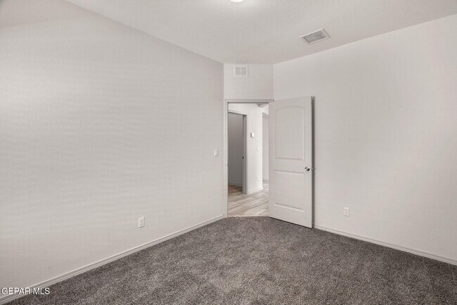 Building Photo - 13932 Sky Harbor Ave