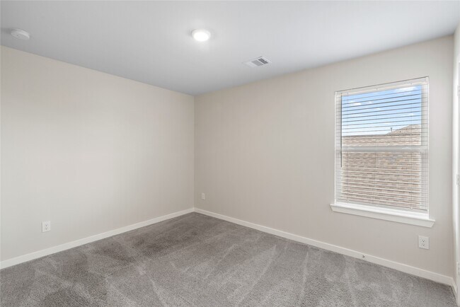 Building Photo - 5811 Quest Valley Dr