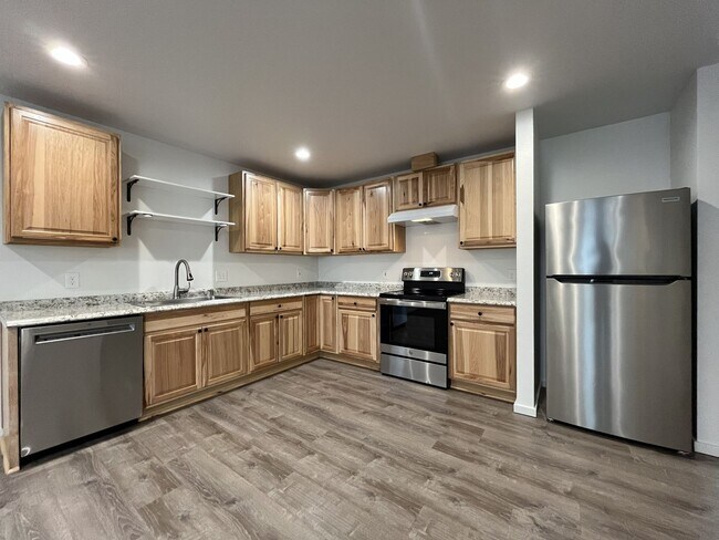 Building Photo - JDD2413