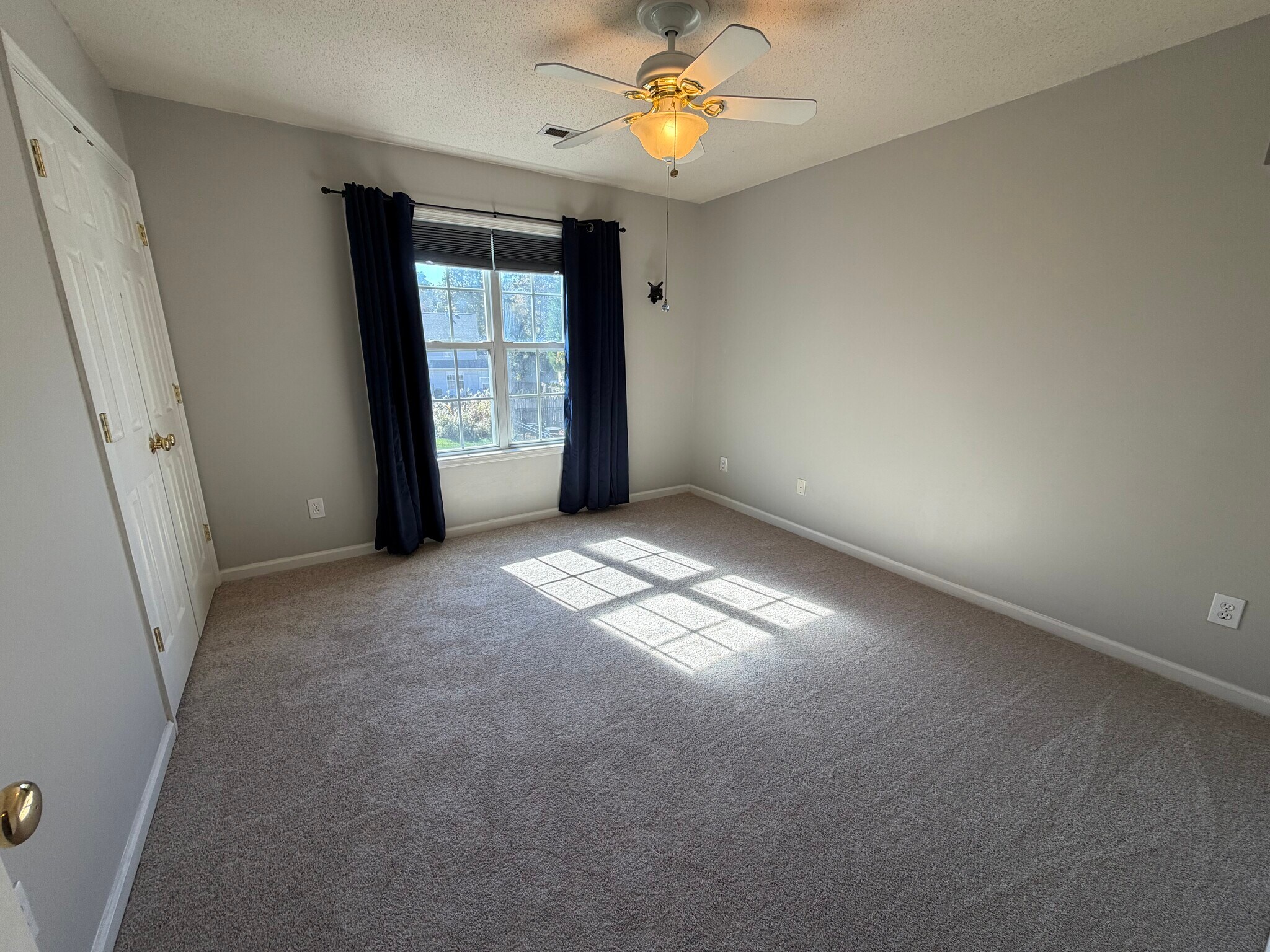 Bedroom 4 - 6419 Woodmont Rd