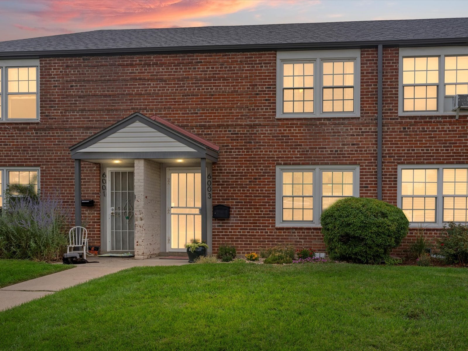 Building Photo - 6003 E 28th Ave