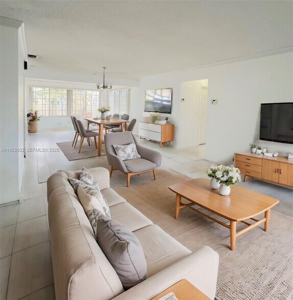 Building Photo - 1131 NW 85th Way