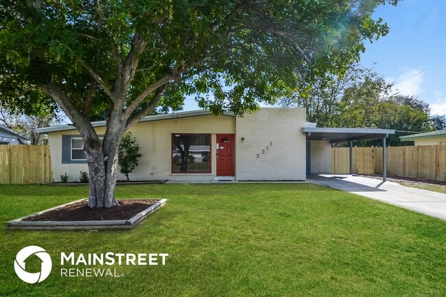 Building Photo - 3211 21st Ave Dr W