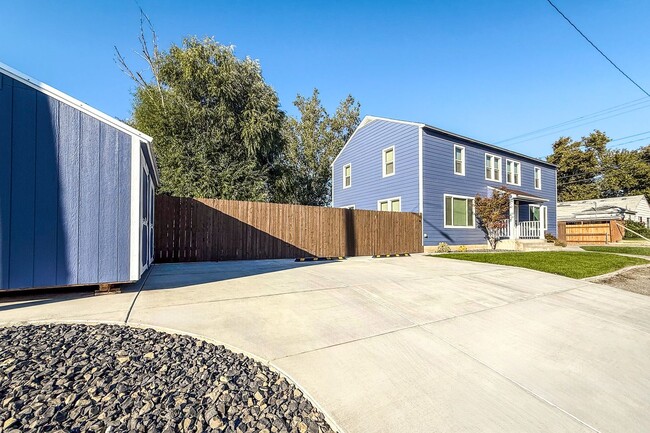 Building Photo - Remodeled 3-Bedrom Richland Alphabet Home ...