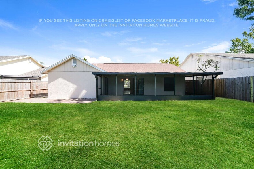 Building Photo - 8916 Bayaud Dr