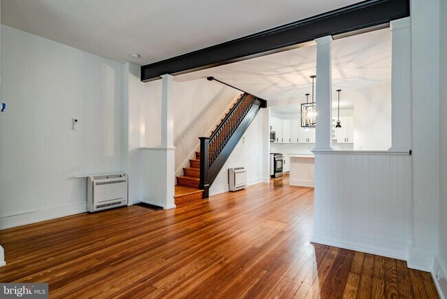 Building Photo - 310 W Biddle St