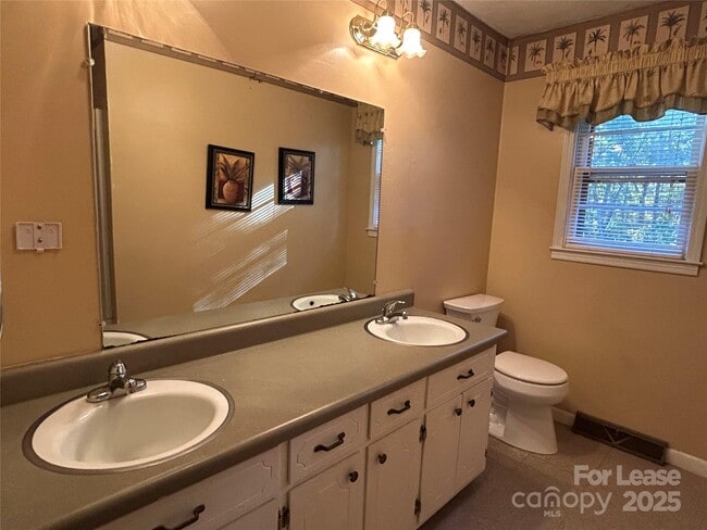 Building Photo - 3106 Brady Hoffman Rd