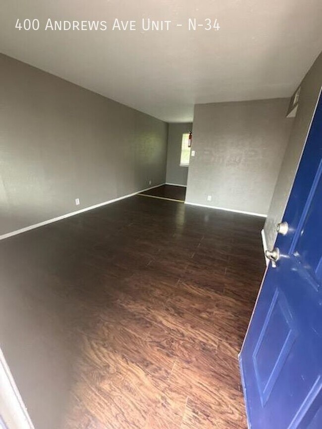 Building Photo - Ask about our move in specials