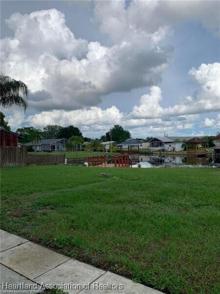 Building Photo - 713 Killarney Dr