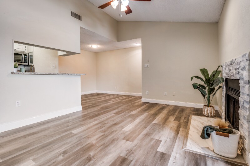 Building Photo - 1310 Harwell Dr