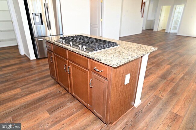 Building Photo - 7001 Chaptico Ct