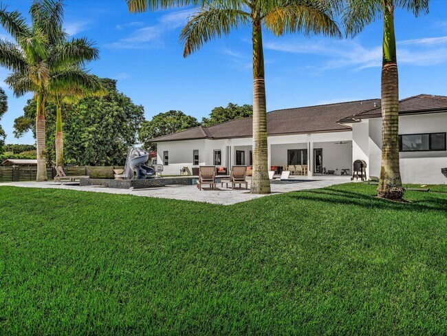 Building Photo - 6122 SW 173rd Way