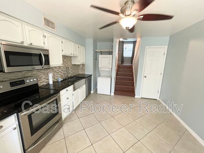 Building Photo - 4226 La Dega Ct