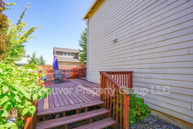 Building Photo - 304 NW 96th St