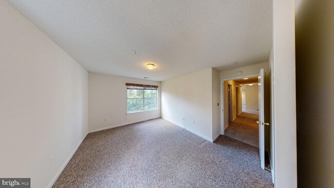 Building Photo - 2806 Clear Shot Dr