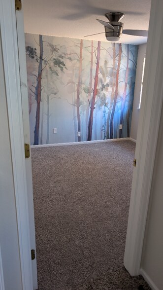 Building Photo - 8055 Decatur St