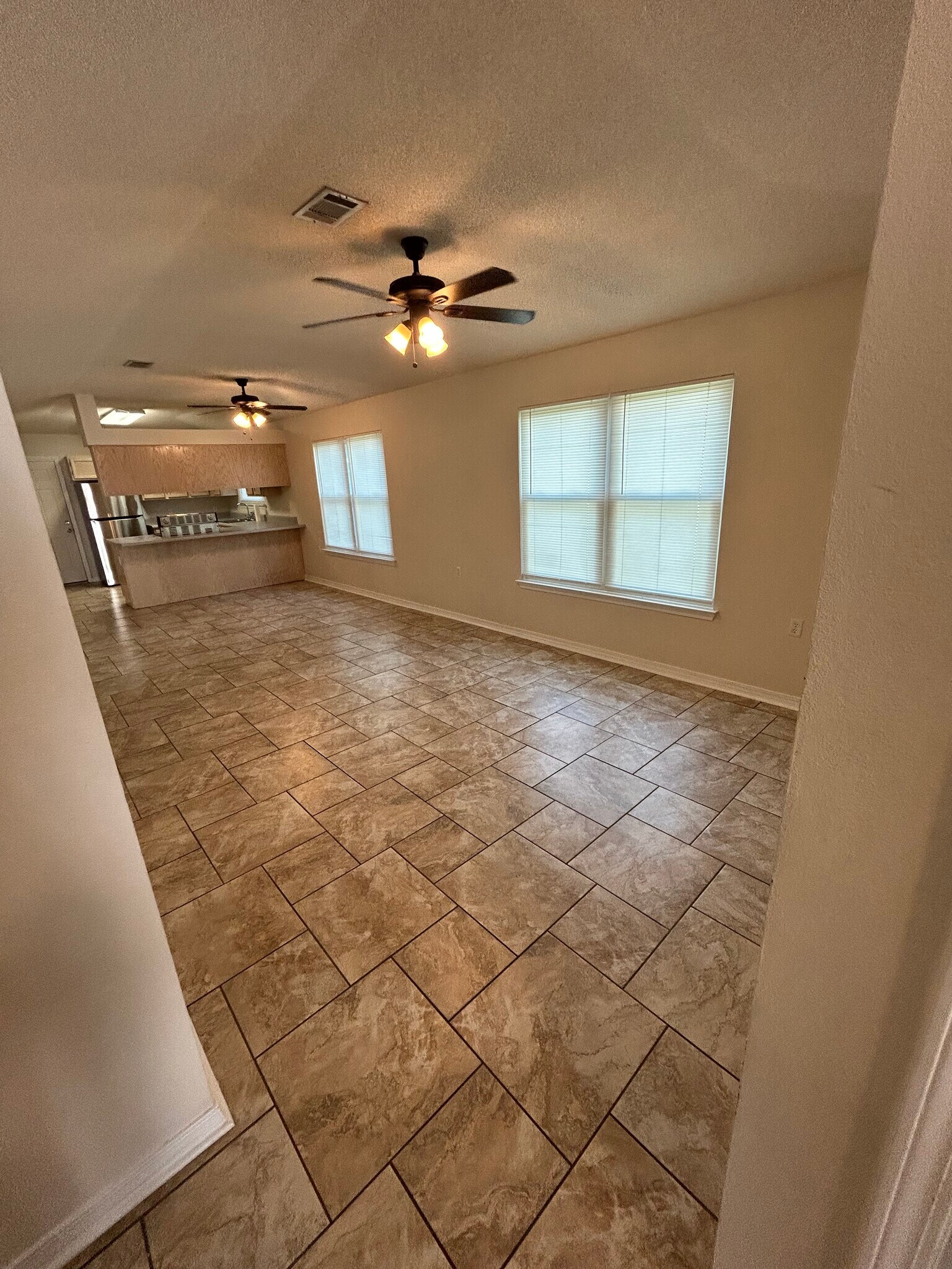 Living Room - 1311 Jasper St