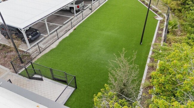 Building Photo - 3901 Coast View Pointe