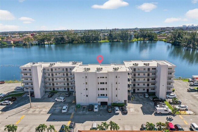 Building Photo - 9915 W Okeechobee Rd