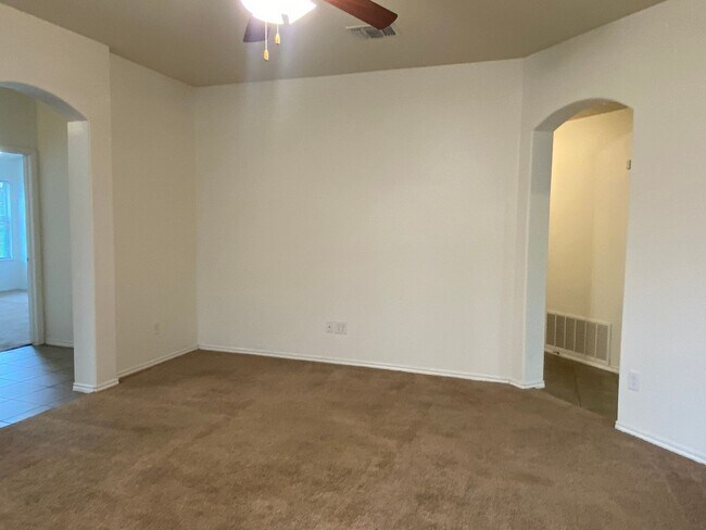 Building Photo - 3 BEDROOM, ACADEMY ISD