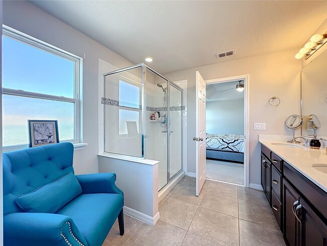 Building Photo - 2381 Rapollo Dr