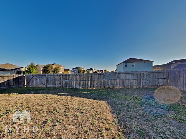 Building Photo - 7610 Twin Pine Ct