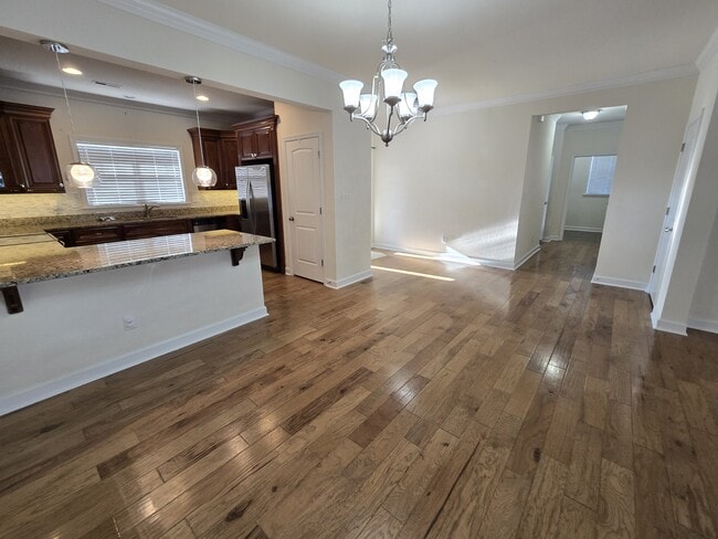 Building Photo - 4724 Bruce St