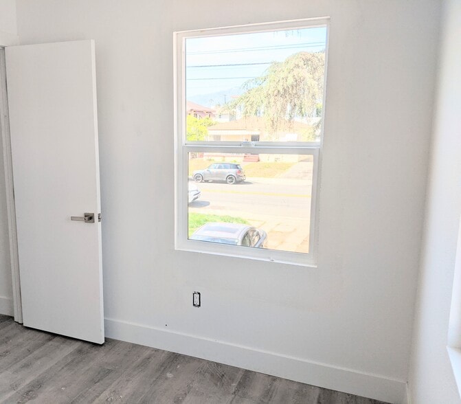 Bedroom 1 - 728 E Palmer Ave