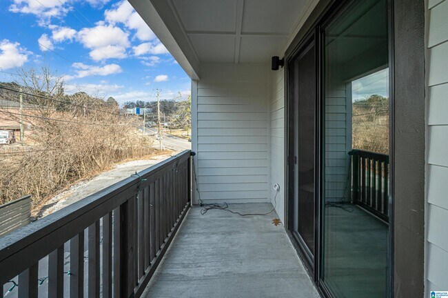 Building Photo - 2440 18th St S