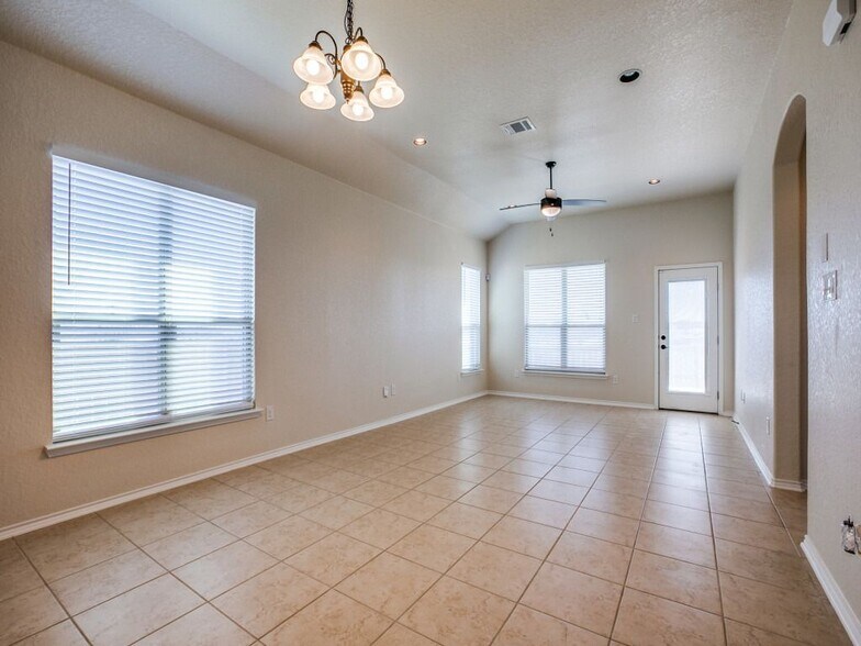 Building Photo - 6210 Katy Star