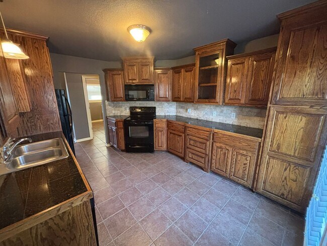 Building Photo - Fall Into Your New Home with a $500 Gift from Us!