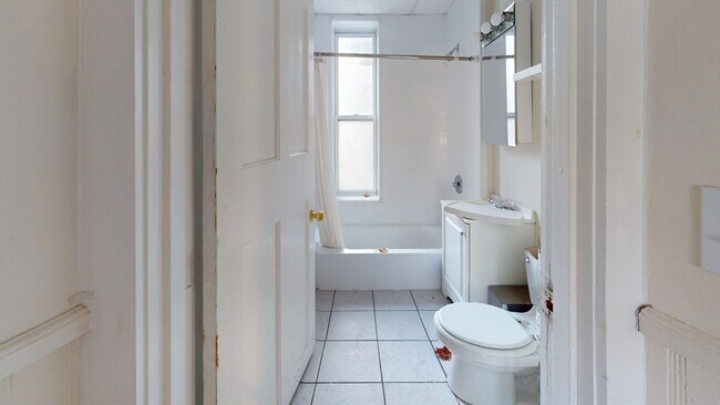 Building Photo - 129 St Alphonsus St