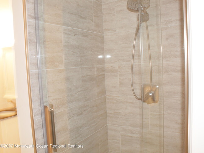 Building Photo - 5002 Trotters Way