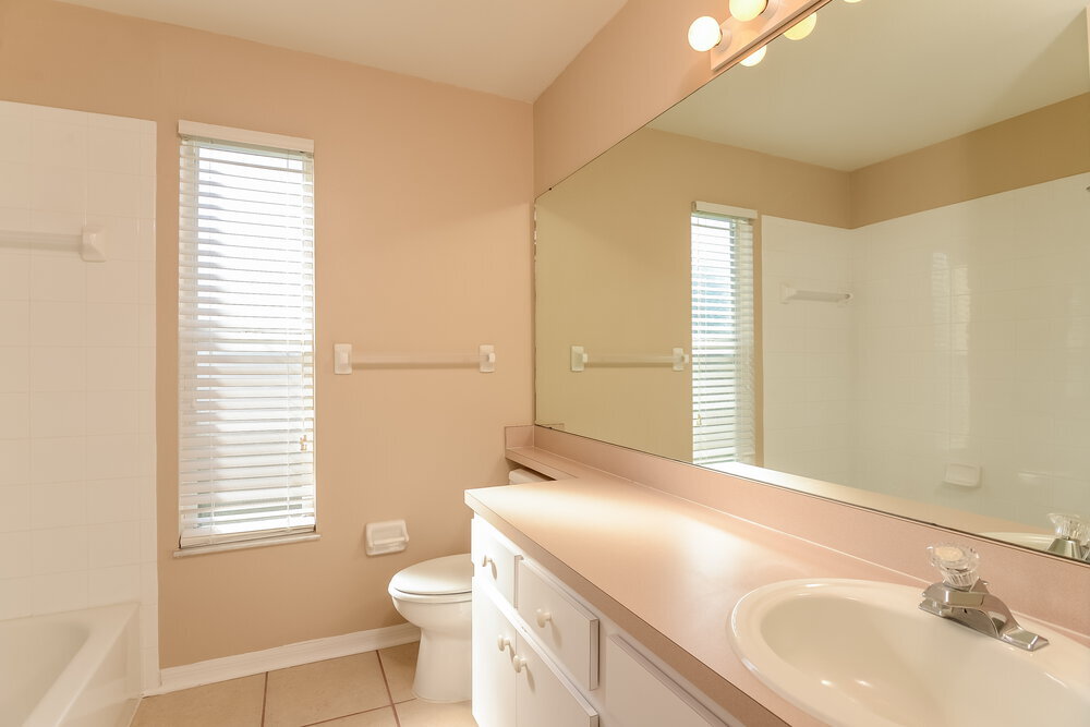 Building Photo - 1721 Scotch Pine Dr