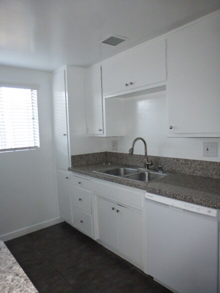 Building Photo - 20810 Amie Ave