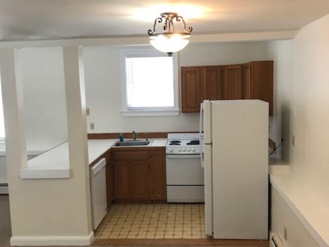 Building Photo - 1393 US-302