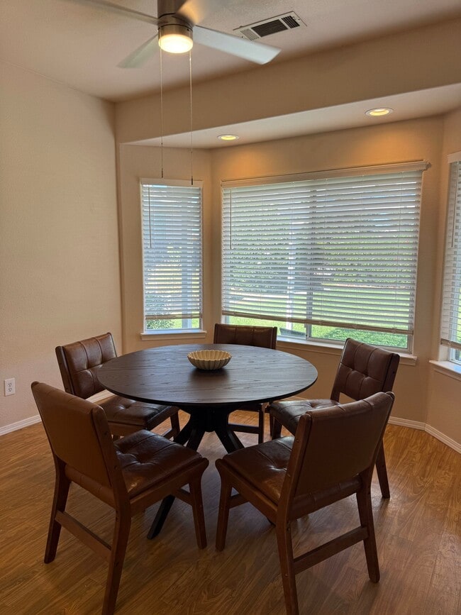 Building Photo - 3438 Showboat Ct