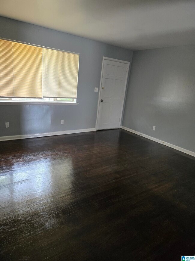 Building Photo - 7750 Rugby Ave