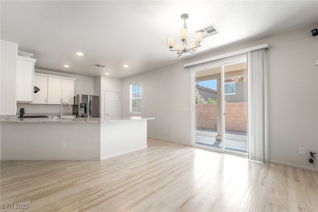 Building Photo - 9205 Keystone Ridge Ave