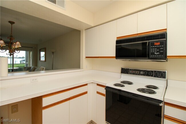 Building Photo - 333 Sunrise Cay