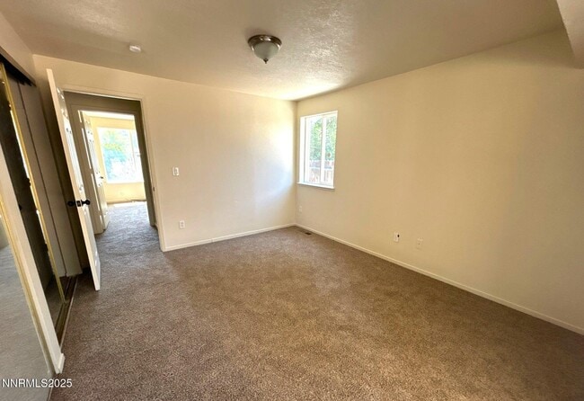 Building Photo - 6745 Evening Star Dr