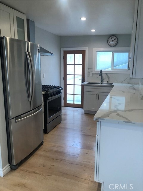 Building Photo - 1866 N Ave 56